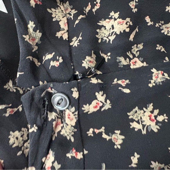 Jones New York 2 piece Silk skirt and blouse - Picture 8 of 8